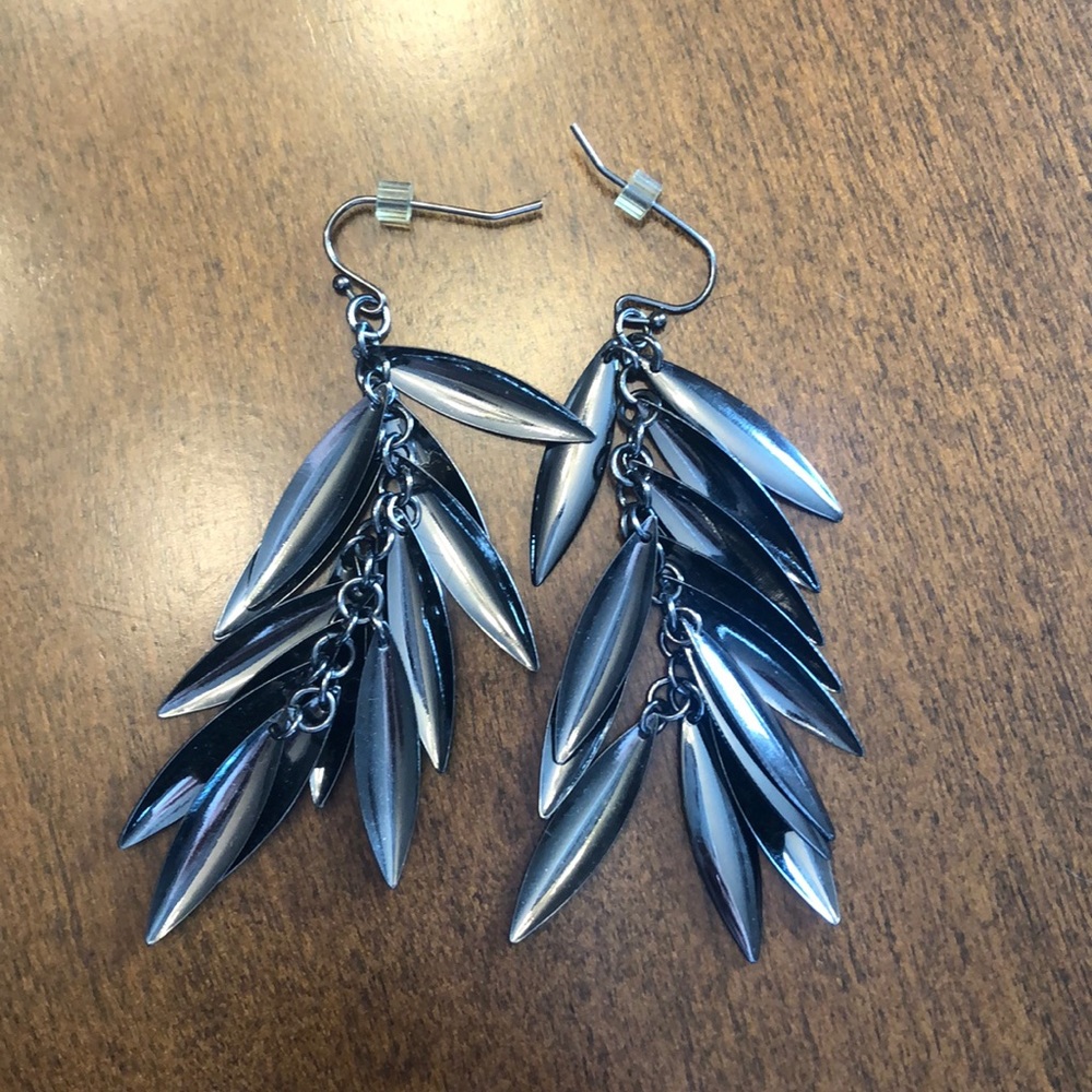 Express earrings
